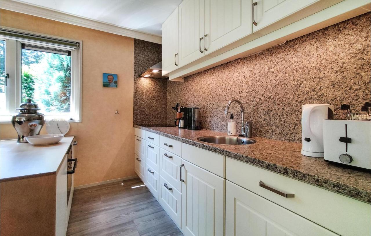 Cozy Home In Vorden With Kitchen المظهر الخارجي الصورة